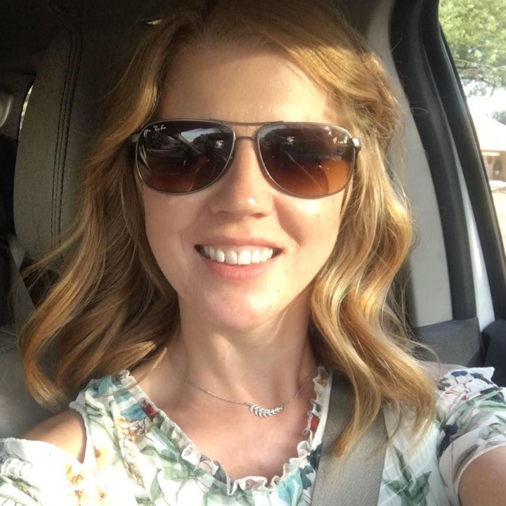 Meet your Posher, Stacy